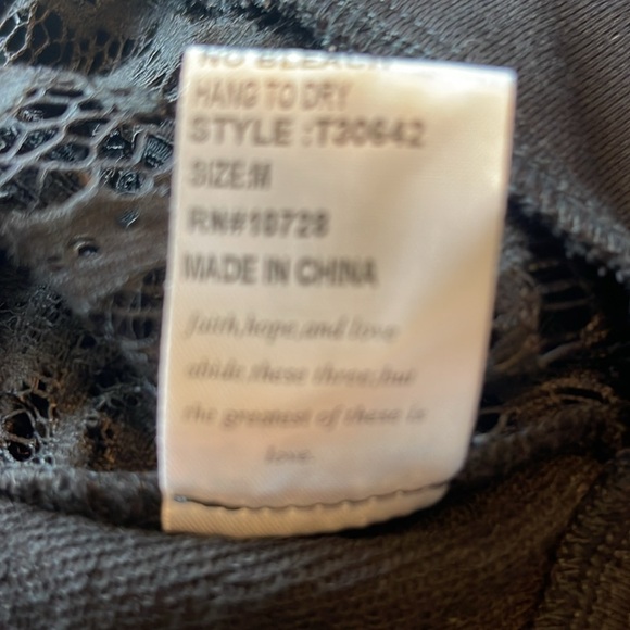 NWT Garcia - black lace exposed long sleeve - Goth, Romantic- size M - Picture 6 of 6